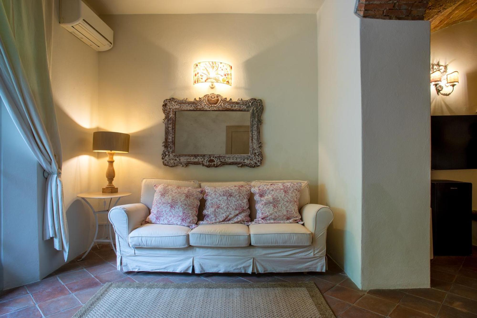 La Locanda Di Villa Toscana Біббона Екстер'єр фото