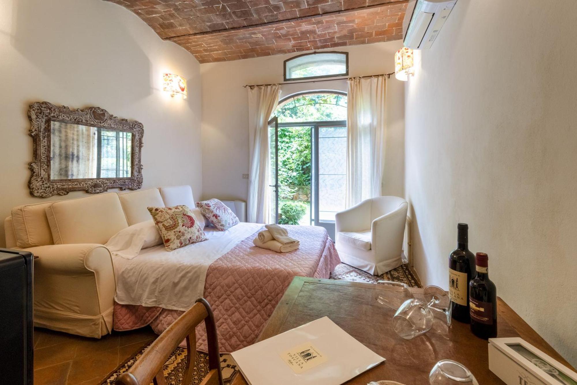La Locanda Di Villa Toscana Біббона Екстер'єр фото