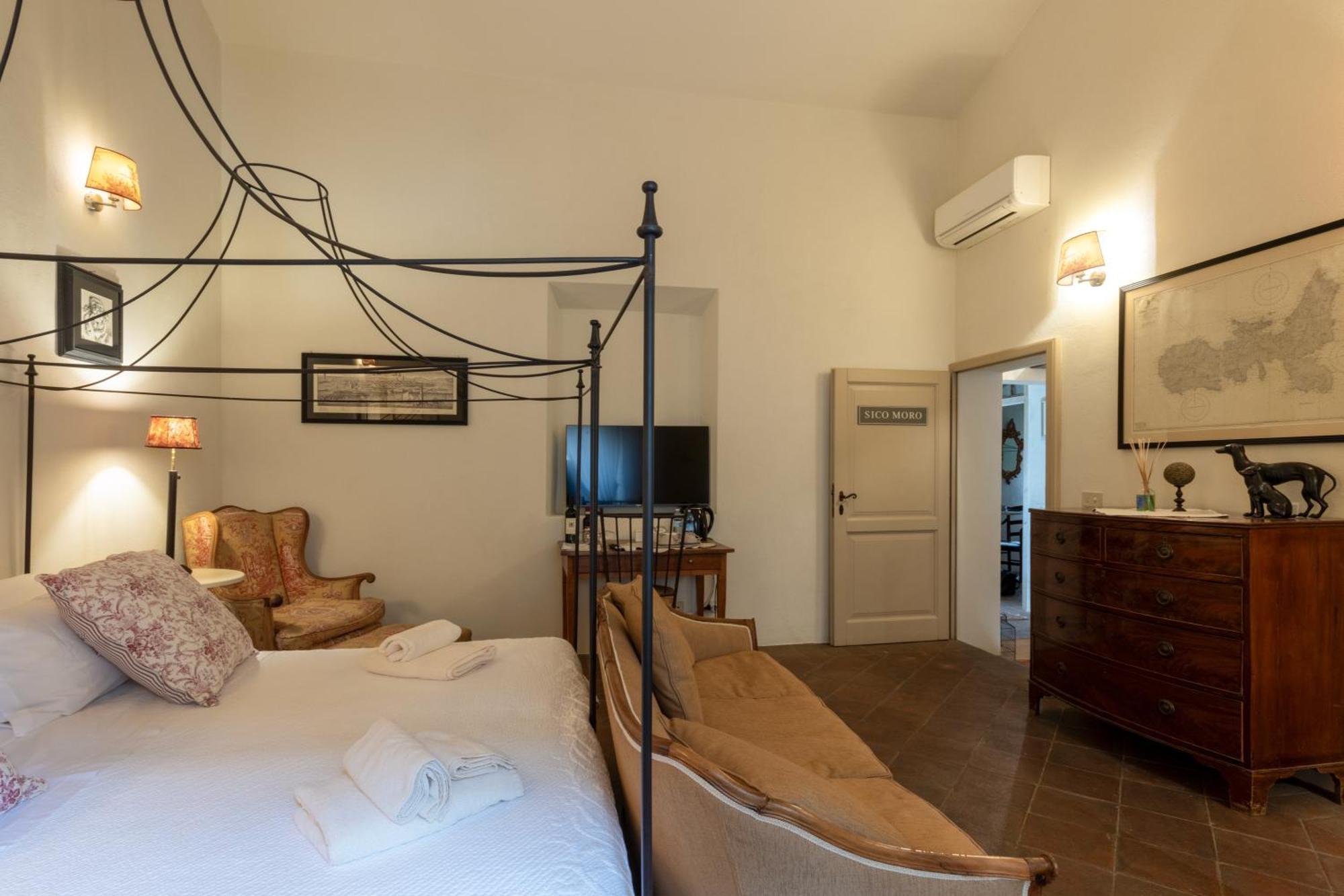 La Locanda Di Villa Toscana Біббона Екстер'єр фото